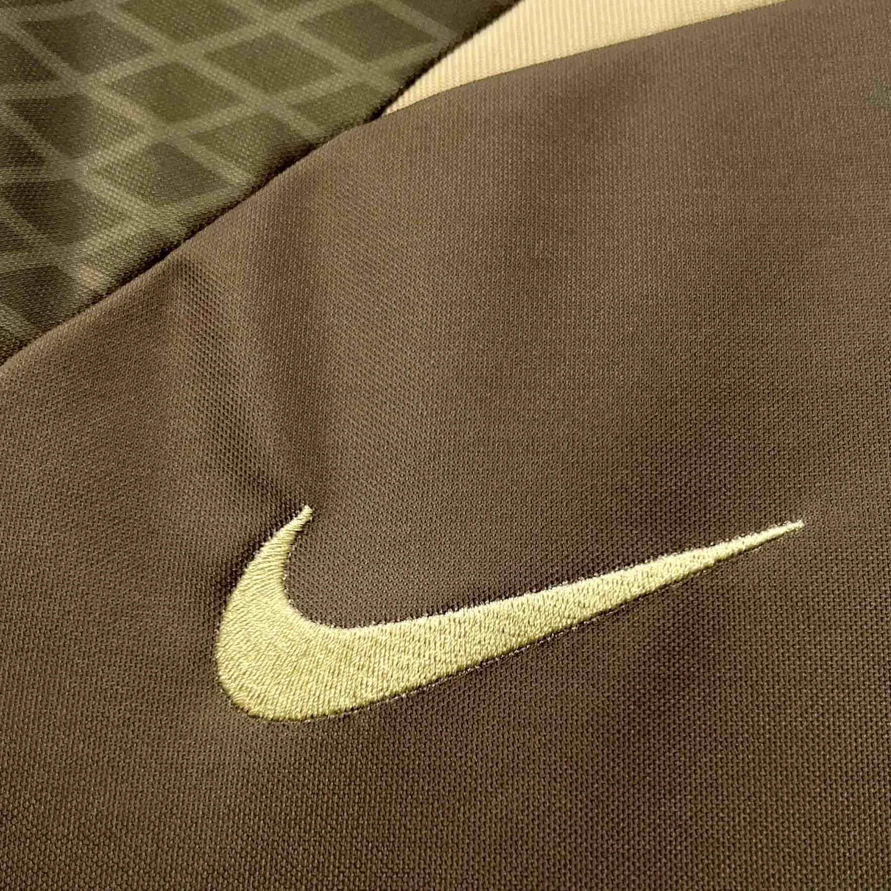 Camisa Timão Treino 24/25 - Torcedor Masculina - Marrom