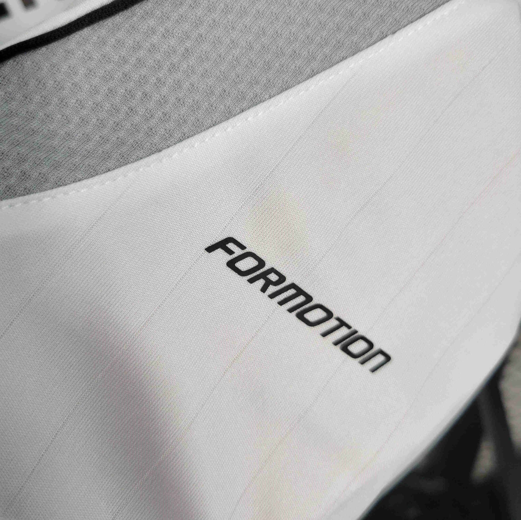 Camisa Real Madrid Home 06/07 - Versão Retro