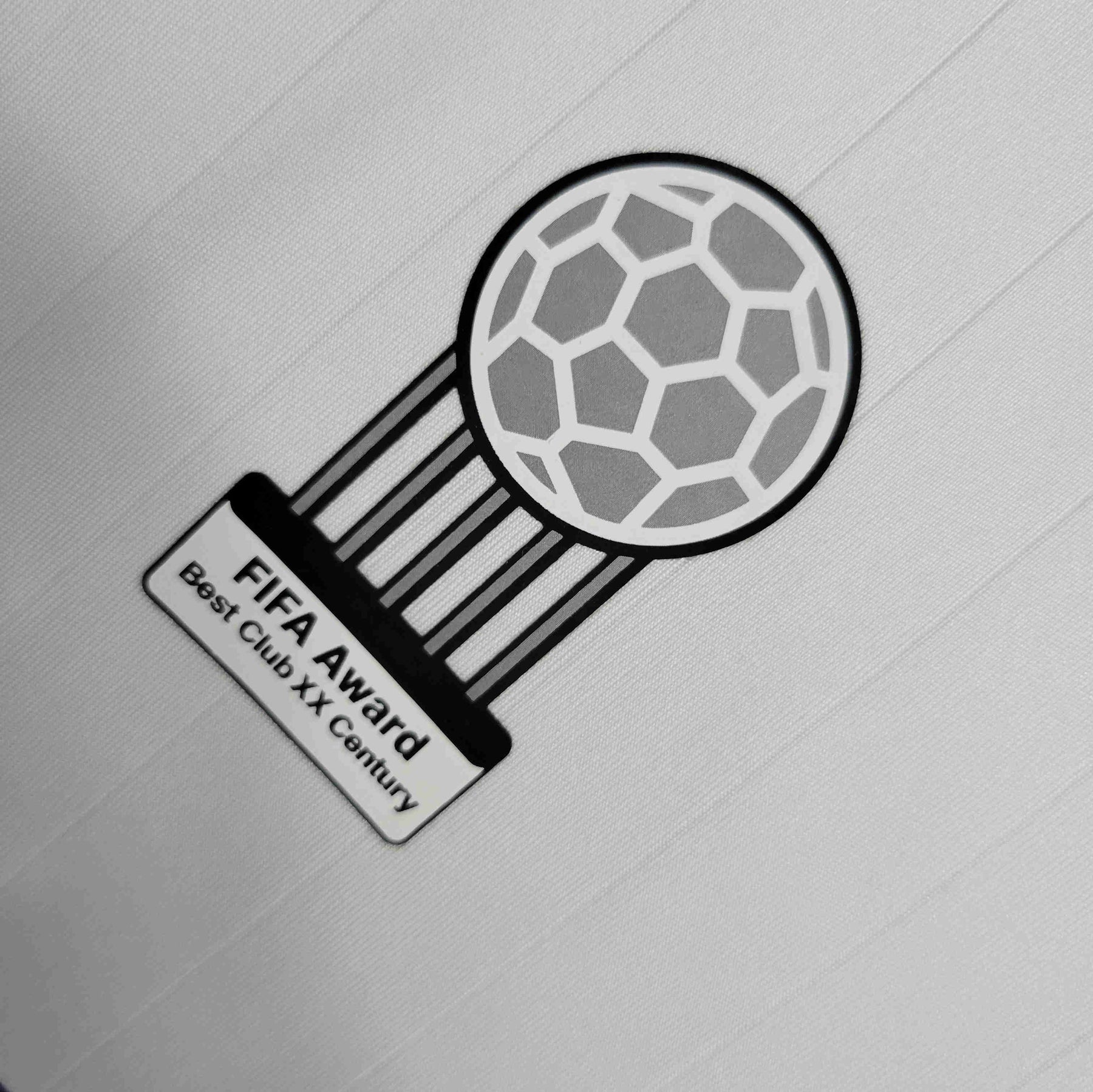 Camisa Real Madrid Home 06/07 - Versão Retro