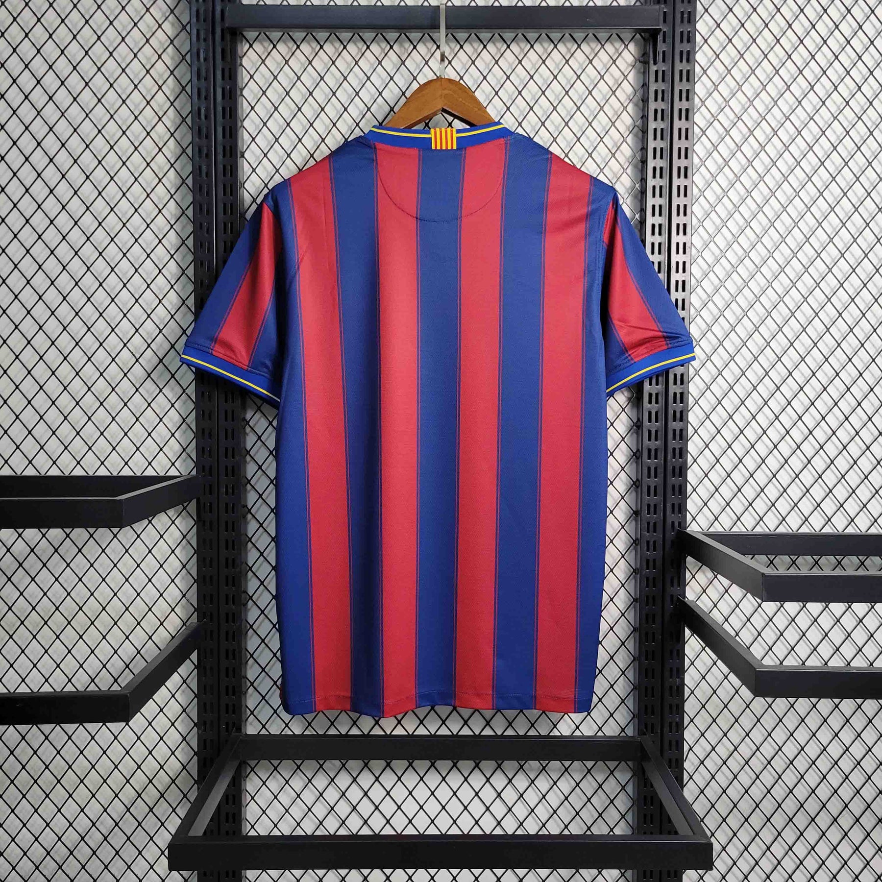 Camisa Barcelona Home 09/10 - Versão Retrô