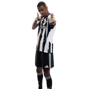 Camisa Newcastle I 25/26 - Torcedor - Adidas - Branca e Preta